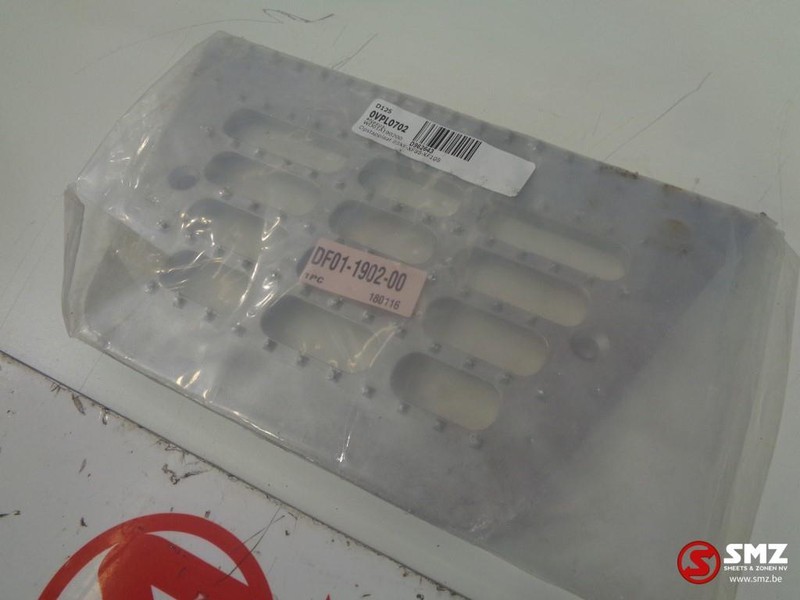 Diversen Opstapplaat 95xf- xf95- xf105 - Боковая подножка для Грузовиков: фото 2 Diversen Opstapplaat 95xf- xf95- xf105 - Боковая подножка для Грузовиков: фото 2