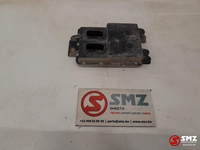 Iveco Occ ECU Front frame besturingseenheid Iveco - Блок управления для Грузовиков: фото 2 Iveco Occ ECU Front frame besturingseenheid Iveco - Блок управления для Грузовиков: фото 2