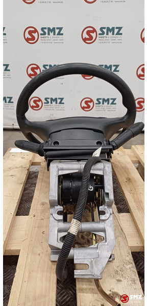 Iveco Occ stuurwiel + stuurkolom + stuurkolomschakelaars - Рулевое управление для Грузовиков: фото 2 Iveco Occ stuurwiel + stuurkolom + stuurkolomschakelaars - Рулевое управление для Грузовиков: фото 2