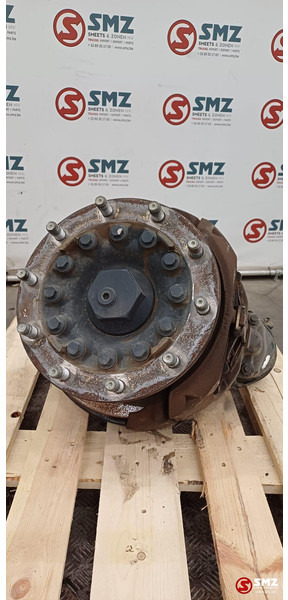 Iveco Occ wielnaaf + remklauw links meeloopas Iveco - Рулевое управление для Грузовиков: фото 1 Iveco Occ wielnaaf + remklauw links meeloopas Iveco - Рулевое управление для Грузовиков: фото 1