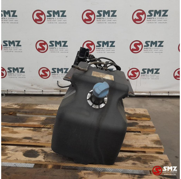 MAN Occ AdBluetank 35L + AdBlueniveausensor MAN - Подготовка топлива для Грузовиков: фото 3 MAN Occ AdBluetank 35L + AdBlueniveausensor MAN - Подготовка топлива для Грузовиков: фото 3