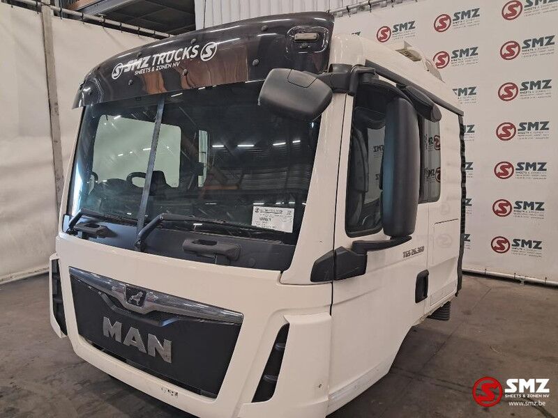 MAN Occ Cabine RHD MAN - Кабина и интерьер для Грузовиков: фото 2 MAN Occ Cabine RHD MAN - Кабина и интерьер для Грузовиков: фото 2