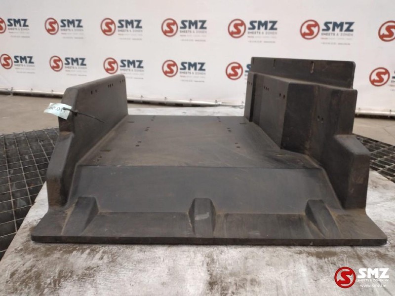 MAN Occ Opstapbak rechts MAN F90 - Боковая подножка для Грузовиков: фото 1 MAN Occ Opstapbak rechts MAN F90 - Боковая подножка для Грузовиков: фото 1