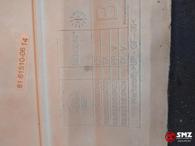 MAN Occ spatbordverlenging rechts MAN - Кузов и экстерьер для Грузовиков: фото 3 MAN Occ spatbordverlenging rechts MAN - Кузов и экстерьер для Грузовиков: фото 3