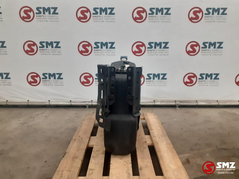 Mercedes-Benz Occ AdBluetank 75L Mercedes - Подготовка топлива для Грузовиков: фото 2 Mercedes-Benz Occ AdBluetank 75L Mercedes - Подготовка топлива для Грузовиков: фото 2