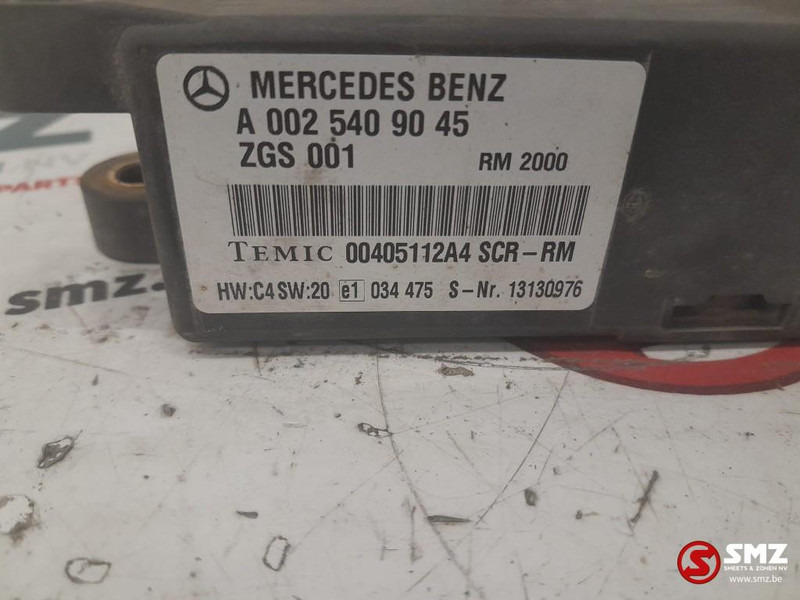 Mercedes-Benz Occ ECU AdBlue regeleenheid Mercedes - Блок управления для Грузовиков: фото 4 Mercedes-Benz Occ ECU AdBlue regeleenheid Mercedes - Блок управления для Грузовиков: фото 4