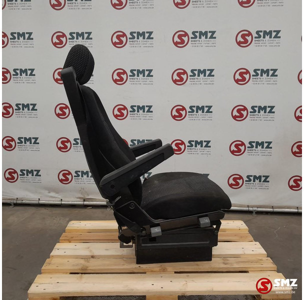 Mercedes-Benz Occ bijrijdersstoel Mercedes - Кабина и интерьер для Грузовиков: фото 3 Mercedes-Benz Occ bijrijdersstoel Mercedes - Кабина и интерьер для Грузовиков: фото 3