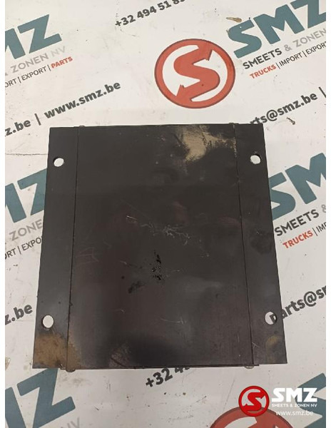 Mercedes-Benz Occ omvormer 24/12V 18A Mercedes - Электрическая система для Грузовиков: фото 2 Mercedes-Benz Occ omvormer 24/12V 18A Mercedes - Электрическая система для Грузовиков: фото 2