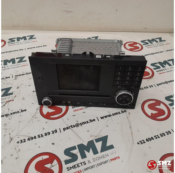Mercedes-Benz Occ radio Mercedes - Электрическая система для Грузовиков: фото 1 Mercedes-Benz Occ radio Mercedes - Электрическая система для Грузовиков: фото 1
