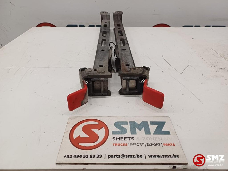 Mercedes-Benz Occ set side skirtsteunen Mercedes - Рама/ Шасси для Грузовиков: фото 2 Mercedes-Benz Occ set side skirtsteunen Mercedes - Рама/ Шасси для Грузовиков: фото 2