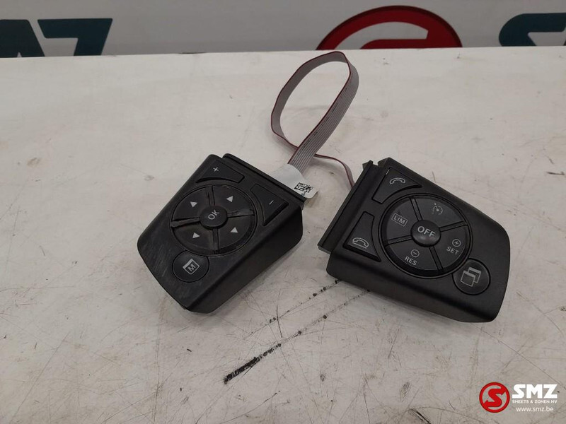 Mercedes-Benz Occ stuurwielschakelmodule Mercedes - Электрическая система для Грузовиков: фото 2 Mercedes-Benz Occ stuurwielschakelmodule Mercedes - Электрическая система для Грузовиков: фото 2