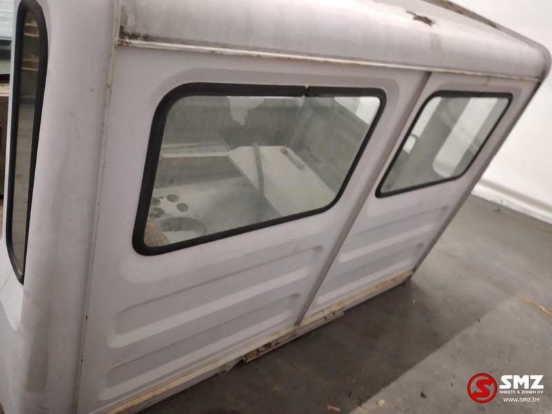 Renault Occ cabine compleet Renault R - Кабина и интерьер для Грузовиков: фото 4 Renault Occ cabine compleet Renault R - Кабина и интерьер для Грузовиков: фото 4