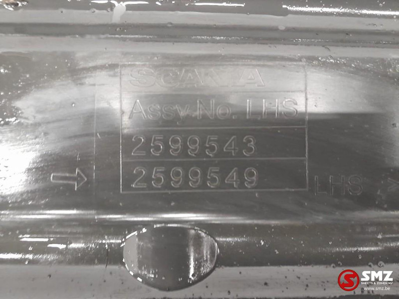 Scania Occ spatbord links vooraan Scania - Кузов и экстерьер для Грузовиков: фото 5 Scania Occ spatbord links vooraan Scania - Кузов и экстерьер для Грузовиков: фото 5