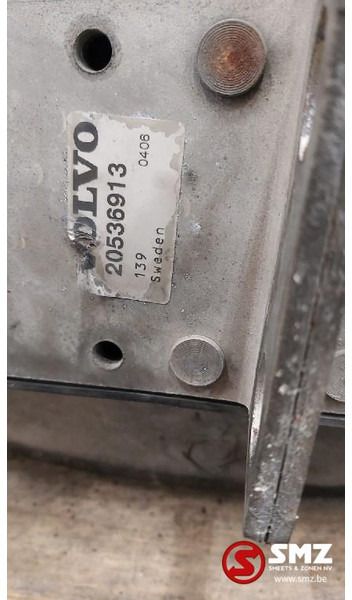 Volvo Occ Radiator met intercooler Volvo FH12 - Радиатор для Грузовиков: фото 4 Volvo Occ Radiator met intercooler Volvo FH12 - Радиатор для Грузовиков: фото 4
