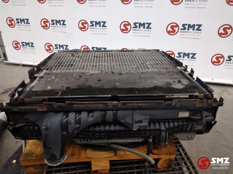 Volvo Occ Radiator met intercooler Volvo FH12 - Радиатор для Грузовиков: фото 1 Volvo Occ Radiator met intercooler Volvo FH12 - Радиатор для Грузовиков: фото 1