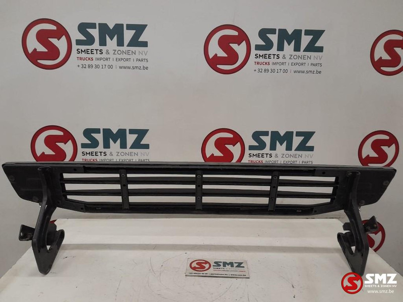 Volvo Occ onderste traptrede grille Volvo - Решётка радиатора для Грузовиков: фото 2 Volvo Occ onderste traptrede grille Volvo - Решётка радиатора для Грузовиков: фото 2