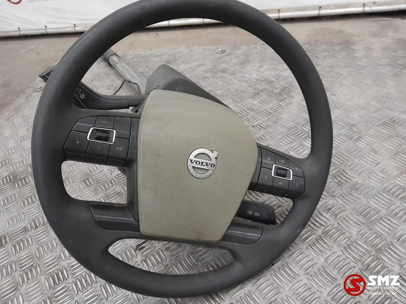 Volvo Occ stuurwiel + stuurkolom Volvo - Рулевое управление для Грузовиков: фото 3 Volvo Occ stuurwiel + stuurkolom Volvo - Рулевое управление для Грузовиков: фото 3