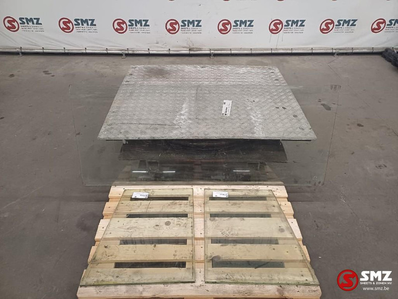 Zettelmeyer Occ set vensters Zettelmeyer - Стекло и запчасти для Грузовиков: фото 2 Zettelmeyer Occ set vensters Zettelmeyer - Стекло и запчасти для Грузовиков: фото 2