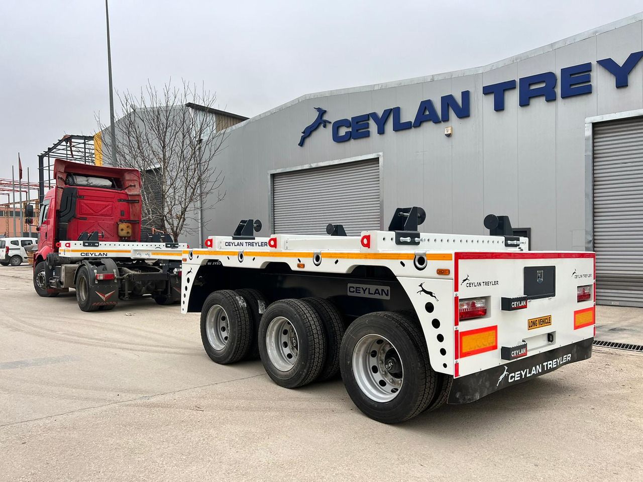 Новый Полуприцеп бортовой/ Платформа CEYLAN 3 AXLES FLATBED&PLATFORM WITH SIDE COVER: фото 10 Новый Полуприцеп бортовой/ Платформа CEYLAN 3 AXLES FLATBED&PLATFORM WITH SIDE COVER: фото 10