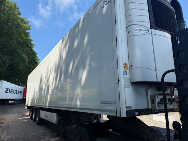 Krone Laadklep Liftas - Полуприцеп-рефрижератор: фото 4 Krone Laadklep Liftas - Полуприцеп-рефрижератор: фото 4