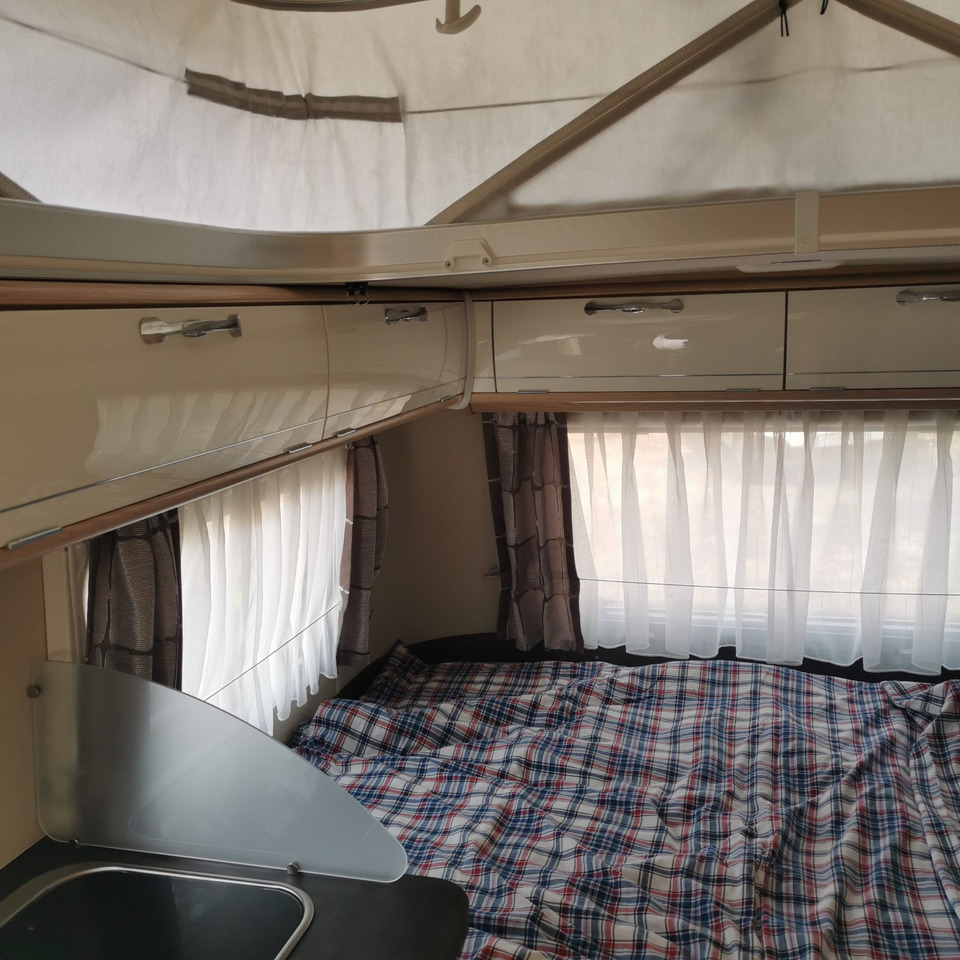 Прицеп дача Eriba Triton 430 60 Jahre Edition 2022: фото 16