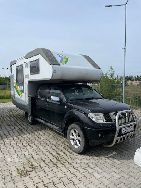 Zabudowa kempingowa do Pick-up’a Knaus Traveller - Альковный автодом: фото 1 Zabudowa kempingowa do Pick-up’a Knaus Traveller - Альковный автодом: фото 1