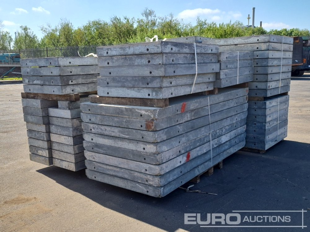 1.25m x 1.25m Concrete Shuttering (2 Bundles), 1m x 1.25m Concrete Shuttering (6 Bundles), 1.25m x 2.5m Concrete Shuttering (1 Bundle) & 0.55m x 2.5m Concrete Shuttering (2 Bundles) - Асфальтоукладочная техника: фото 3 1.25m x 1.25m Concrete Shuttering (2 Bundles), 1m x 1.25m Concrete Shuttering (6 Bundles), 1.25m x 2.5m Concrete Shuttering (1 Bundle) & 0.55m x 2.5m Concrete Shuttering (2 Bundles) - Асфальтоукладочная техника: фото 3