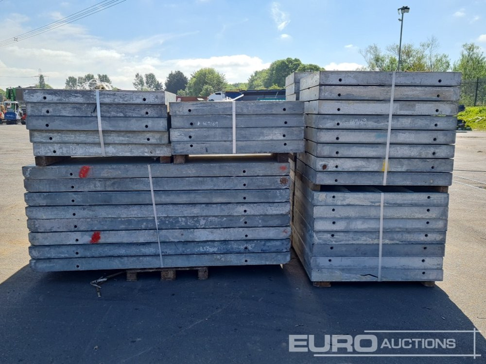 1.25m x 1.25m Concrete Shuttering (2 Bundles), 1m x 1.25m Concrete Shuttering (6 Bundles), 1.25m x 2.5m Concrete Shuttering (1 Bundle) & 0.55m x 2.5m Concrete Shuttering (2 Bundles) - Асфальтоукладочная техника: фото 4 1.25m x 1.25m Concrete Shuttering (2 Bundles), 1m x 1.25m Concrete Shuttering (6 Bundles), 1.25m x 2.5m Concrete Shuttering (1 Bundle) & 0.55m x 2.5m Concrete Shuttering (2 Bundles) - Асфальтоукладочная техника: фото 4