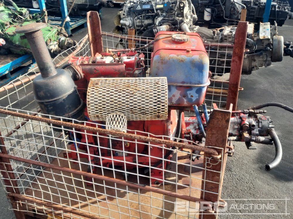 2 Cylinder Engine, Pump - Двигатель: фото 2 2 Cylinder Engine, Pump - Двигатель: фото 2
