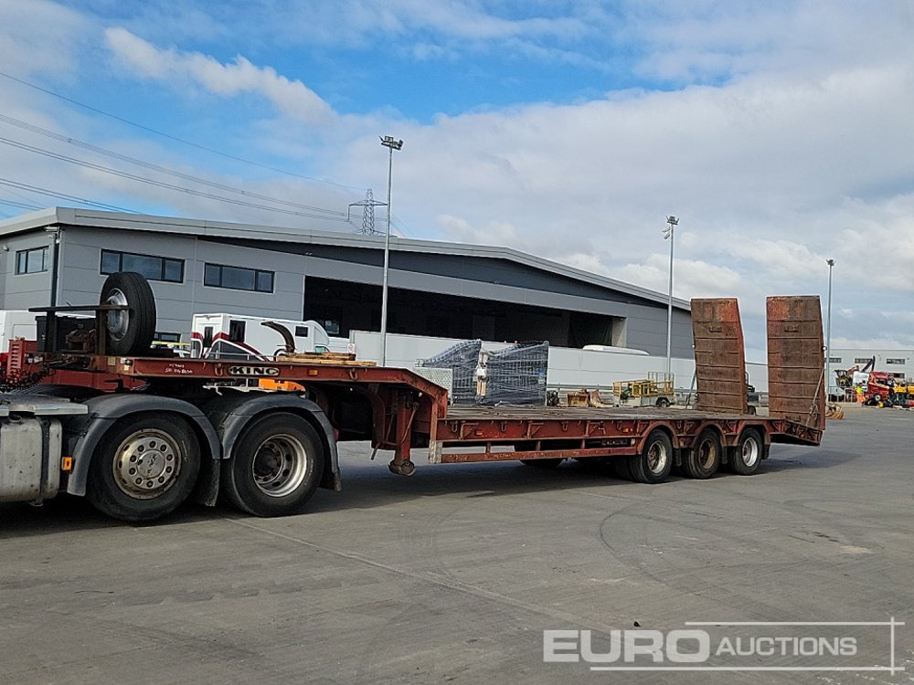2000 King trailers GTSS44/3-17.5 - Низкорамный полуприцеп: фото 1 2000 King trailers GTSS44/3-17.5 - Низкорамный полуприцеп: фото 1