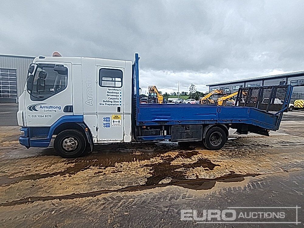 2002 DAF LF - Грузовик бортовой/ Платформа: фото 2 2002 DAF LF - Грузовик бортовой/ Платформа: фото 2