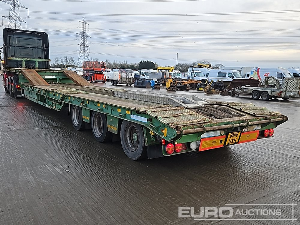 2003 SM TRAILERS Tri Axle Extendable Stepframe Low Loader Trailer, Neck Ramps, Wheel Wells, Steel Ramps - Низкорамный полуприцеп: фото 3 2003 SM TRAILERS Tri Axle Extendable Stepframe Low Loader Trailer, Neck Ramps, Wheel Wells, Steel Ramps - Низкорамный полуприцеп: фото 3