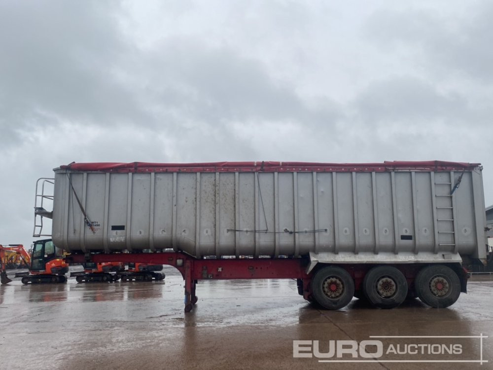 2007 Fruehauf Tri Axle Bulk Tipping Trailer, Roll Over Cover - Самосвальный полуприцеп: фото 2 2007 Fruehauf Tri Axle Bulk Tipping Trailer, Roll Over Cover - Самосвальный полуприцеп: фото 2