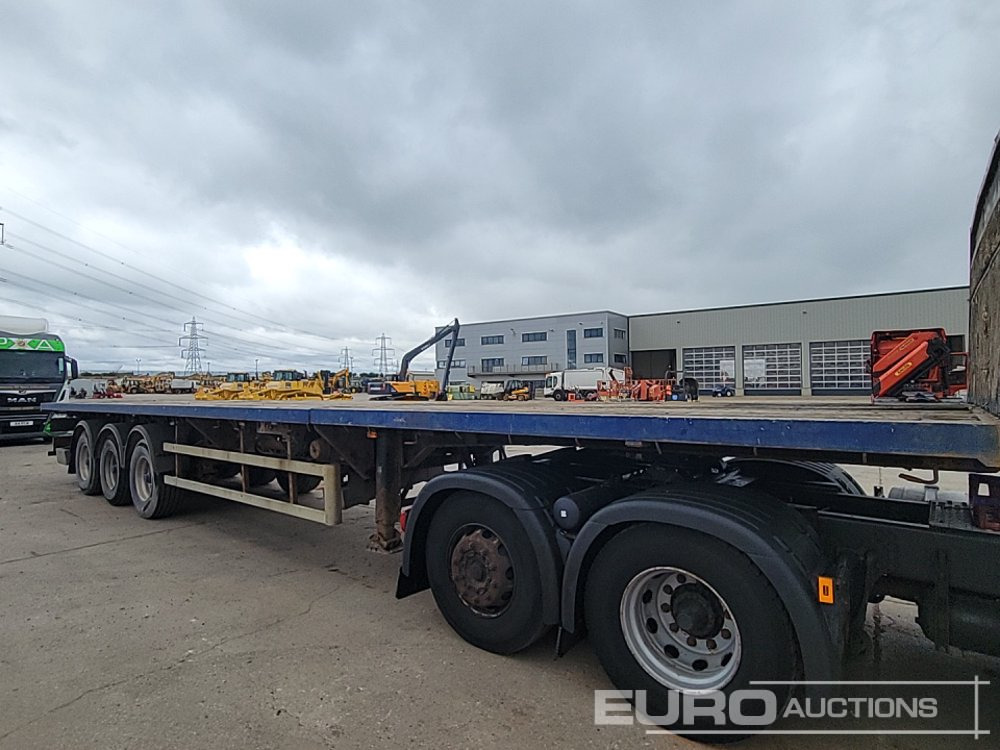 Полуприцеп бортовой/ Платформа 2007 SDC Trailer Tri Axle Extendable Flatbed Trailer, Twist Locks, Rear Steer: фото 7