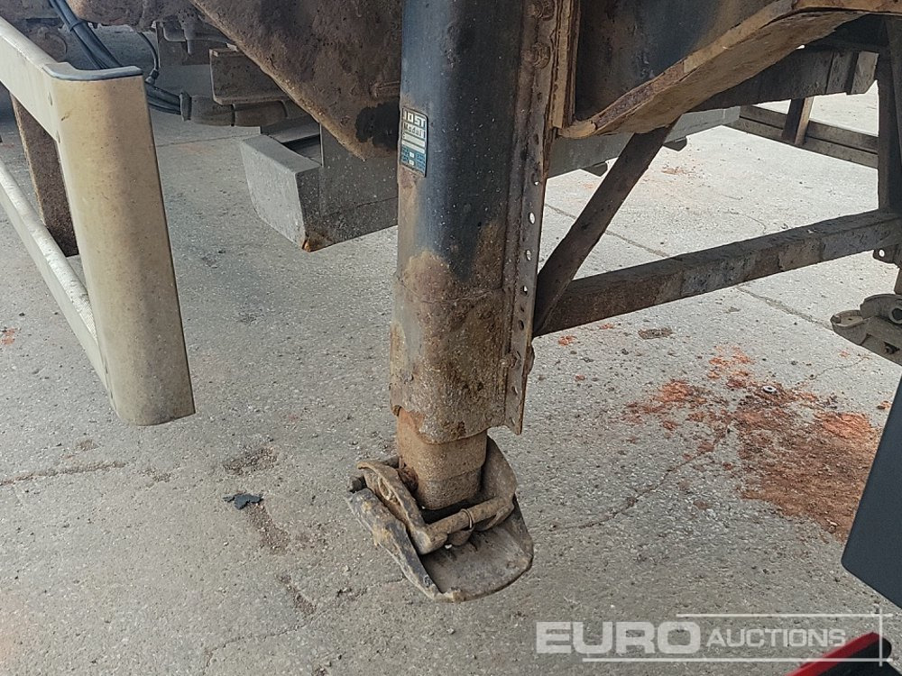 Полуприцеп бортовой/ Платформа 2007 SDC Trailer Tri Axle Extendable Flatbed Trailer, Twist Locks, Rear Steer: фото 16