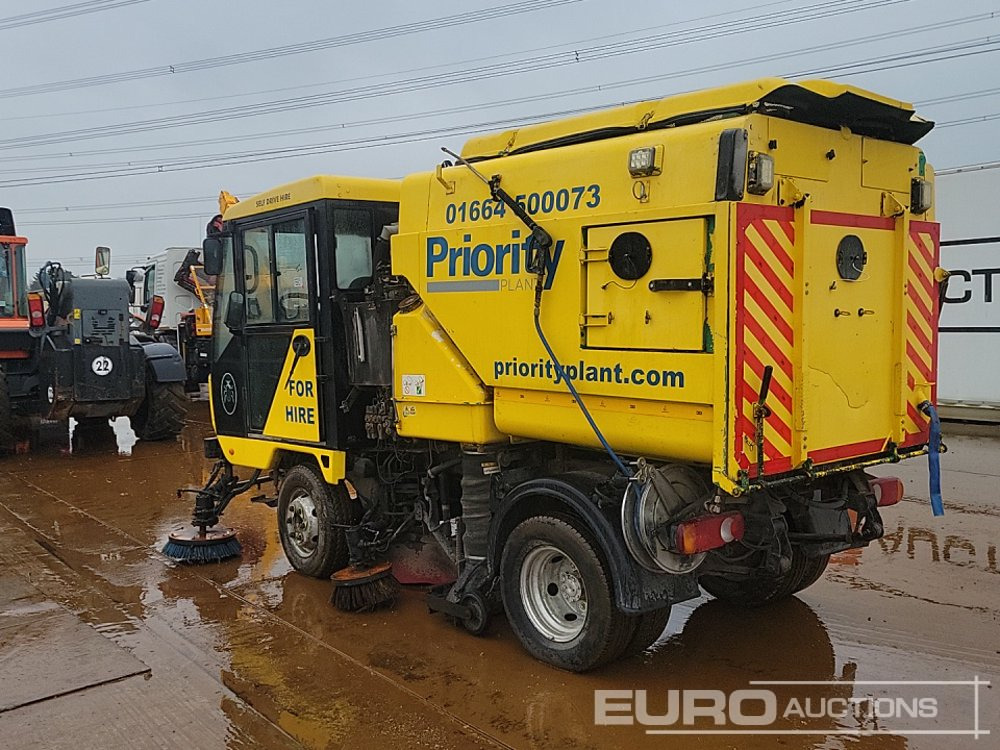 2009 Scarab 4x2 Road Sweeper, Automatic Gearbox (Reg. Docs. Available) - Подметально-уборочная машина: фото 3 2009 Scarab 4x2 Road Sweeper, Automatic Gearbox (Reg. Docs. Available) - Подметально-уборочная машина: фото 3