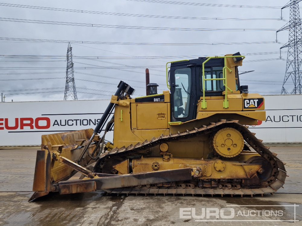 2010 CAT D6T LGP - Бульдозер: фото 2 2010 CAT D6T LGP - Бульдозер: фото 2