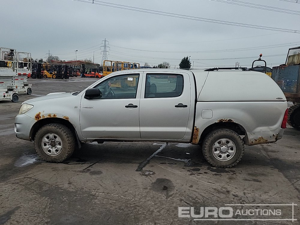 2010 Toyota Hilux - Легковой автомобиль: фото 2 2010 Toyota Hilux - Легковой автомобиль: фото 2