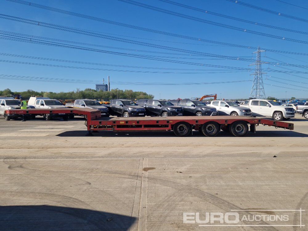 2011 Lin Trailers Tri Axle Extendable Step Frame Low Loader Trailer, Outriggers, Rear Steer - Низкорамный полуприцеп: фото 2 2011 Lin Trailers Tri Axle Extendable Step Frame Low Loader Trailer, Outriggers, Rear Steer - Низкорамный полуприцеп: фото 2