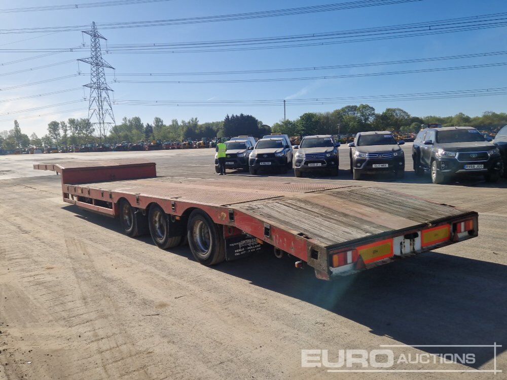 2011 Lin Trailers Tri Axle Extendable Step Frame Low Loader Trailer, Outriggers, Rear Steer - Низкорамный полуприцеп: фото 3 2011 Lin Trailers Tri Axle Extendable Step Frame Low Loader Trailer, Outriggers, Rear Steer - Низкорамный полуприцеп: фото 3