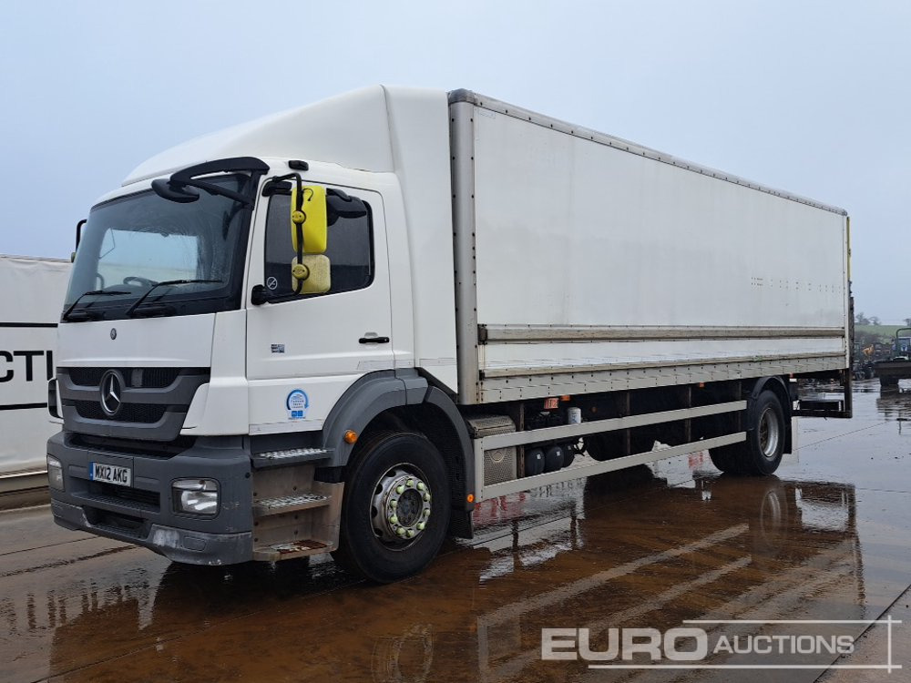 2012 Mercedes 1824 - Грузовик с закрытым кузовом: фото 1 2012 Mercedes 1824 - Грузовик с закрытым кузовом: фото 1