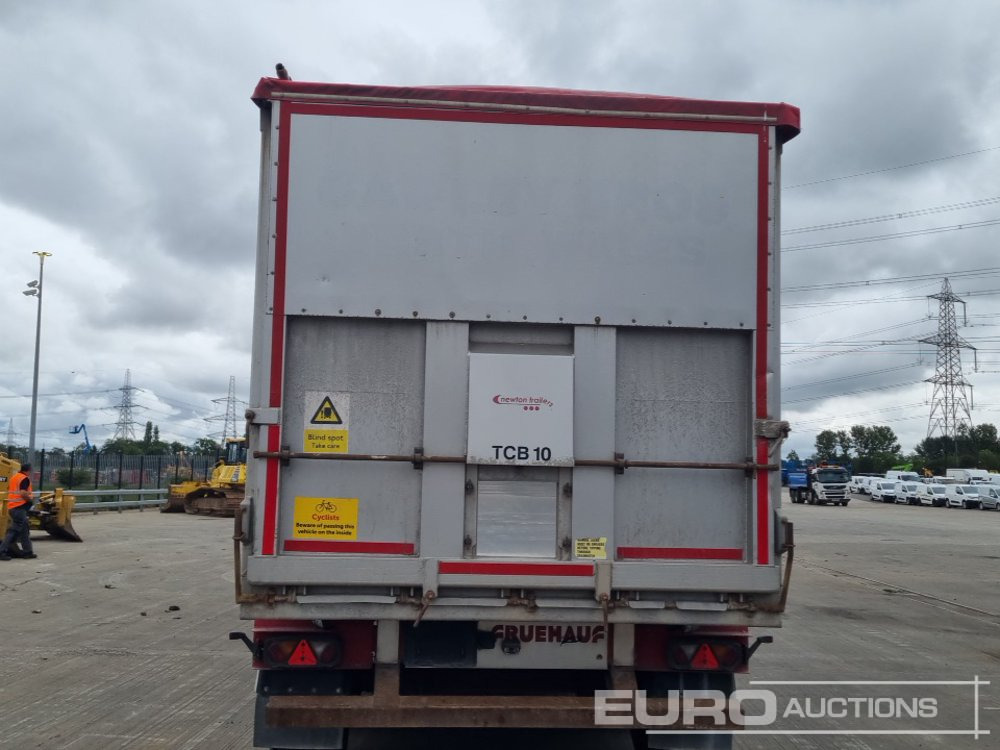 2013 Fruehauf Tri Axle Bulk Tipping Trailer, Lift Axle, Easy Sheet - Самосвальный полуприцеп: фото 4 2013 Fruehauf Tri Axle Bulk Tipping Trailer, Lift Axle, Easy Sheet - Самосвальный полуприцеп: фото 4