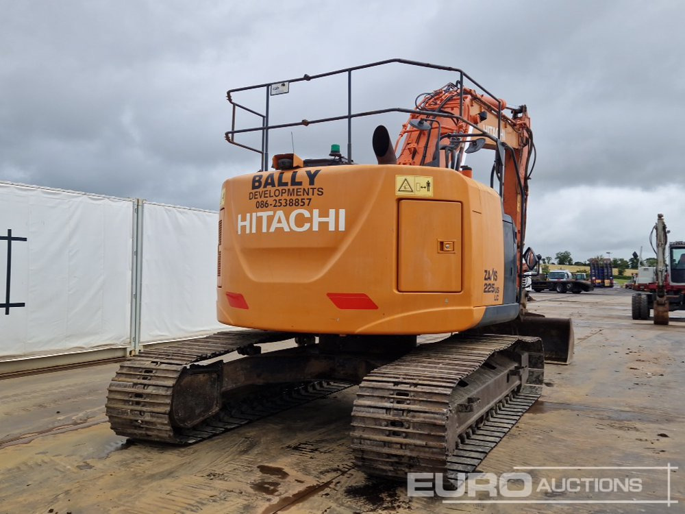 2013 Hitachi ZX225USLC-5B - Гусеничный экскаватор: фото 5 2013 Hitachi ZX225USLC-5B - Гусеничный экскаватор: фото 5