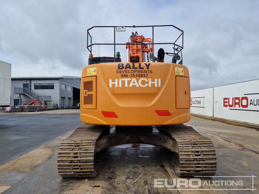 2013 Hitachi ZX225USLC-5B - Гусеничный экскаватор: фото 4 2013 Hitachi ZX225USLC-5B - Гусеничный экскаватор: фото 4