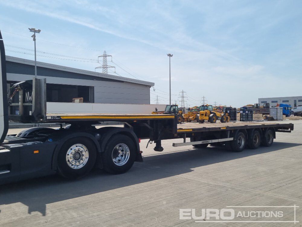 2013 Montracon Tri Axle Stepframe Flatbed Trailer - Полуприцеп бортовой/ Платформа: фото 1 2013 Montracon Tri Axle Stepframe Flatbed Trailer - Полуприцеп бортовой/ Платформа: фото 1