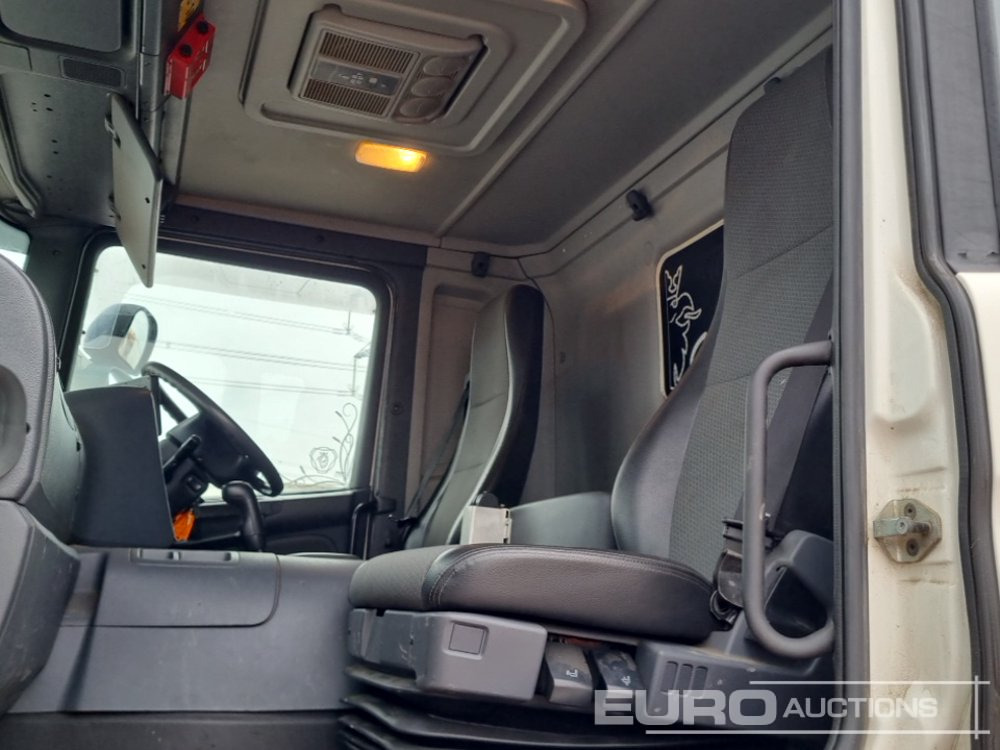 Самосвал, Автоманипулятор 2013 Scania P360: фото 39