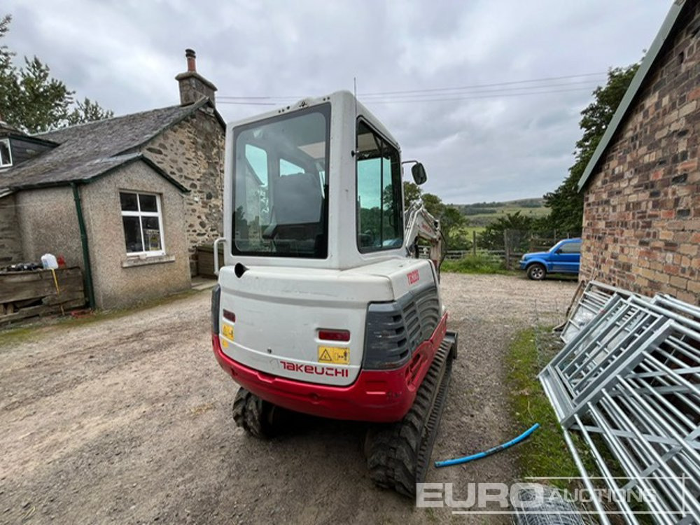 2013 Takeuchi TB228 - Мини-экскаватор: фото 3 2013 Takeuchi TB228 - Мини-экскаватор: фото 3