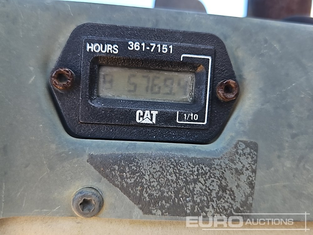 Каток 2014 CAT CB54: фото 38 Каток 2014 CAT CB54: фото 38