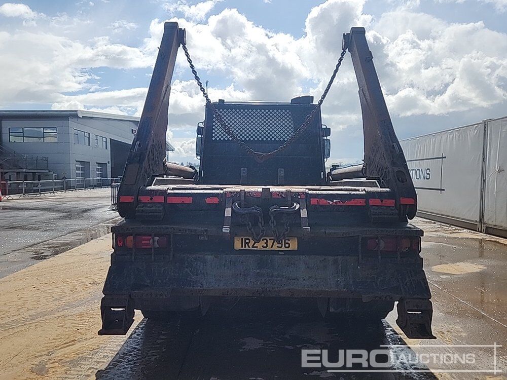 2014 DAF 4x2 Skip Loader Lorry Extendable Arms, Manual Gearbox (Mileage Discrepancy - Mileage CANNOT be verified) (Reg. Docs. Available) - Портальный бункеровоз: фото 4 2014 DAF 4x2 Skip Loader Lorry Extendable Arms, Manual Gearbox (Mileage Discrepancy - Mileage CANNOT be verified) (Reg. Docs. Available) - Портальный бункеровоз: фото 4