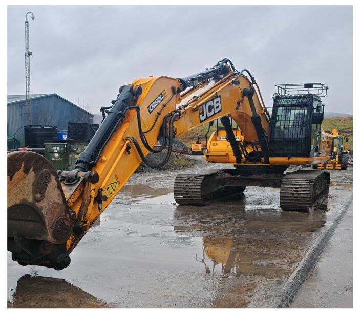 2014 JCB JS360LCT4 - Гусеничный экскаватор: фото 1 2014 JCB JS360LCT4 - Гусеничный экскаватор: фото 1